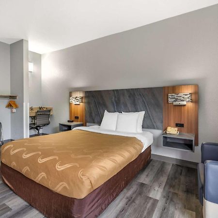 Quality Inn & Suites Manhattan Eksteriør billede