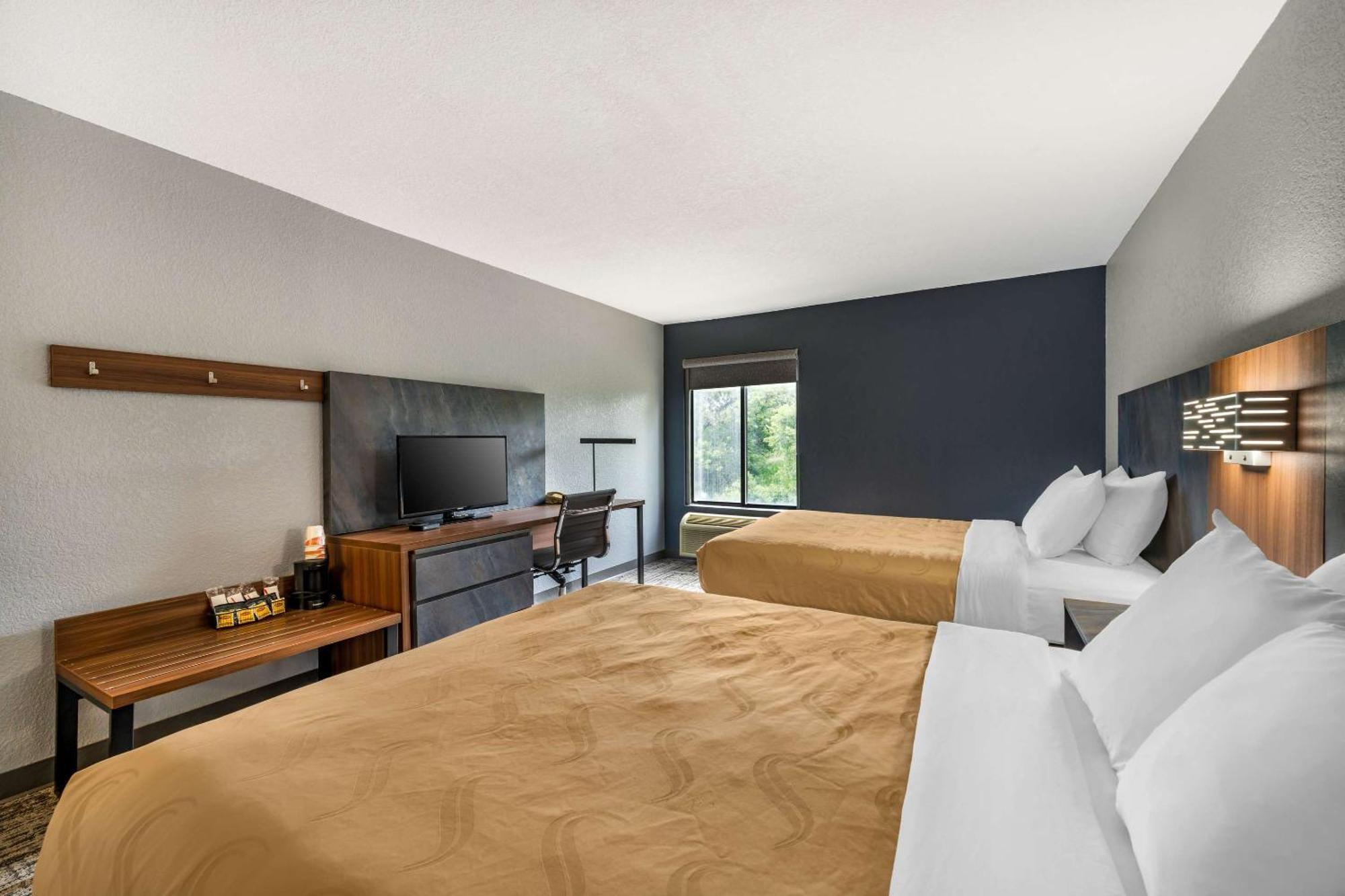 Quality Inn & Suites Manhattan Eksteriør billede